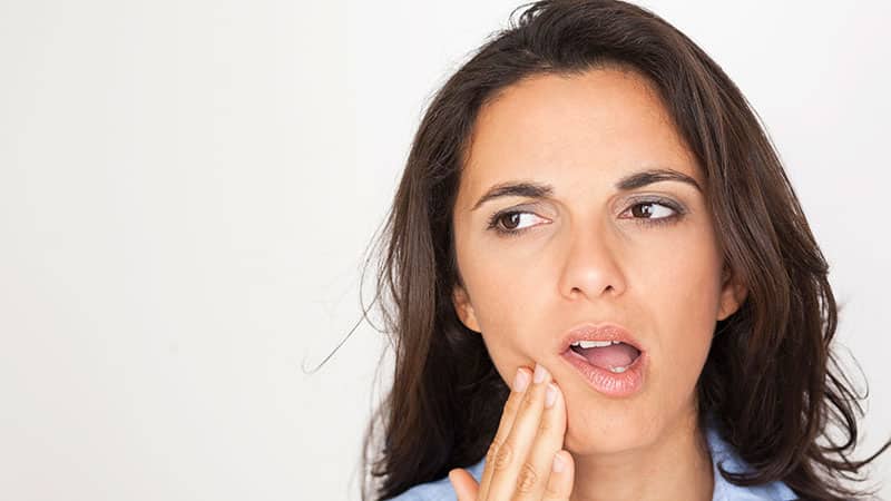 درمان استاندارد برای درد دندان مصنوعی